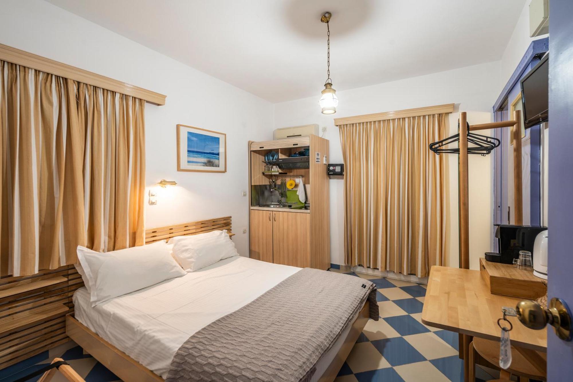 Bofor Studios & Rooms Livadakia Cameră foto