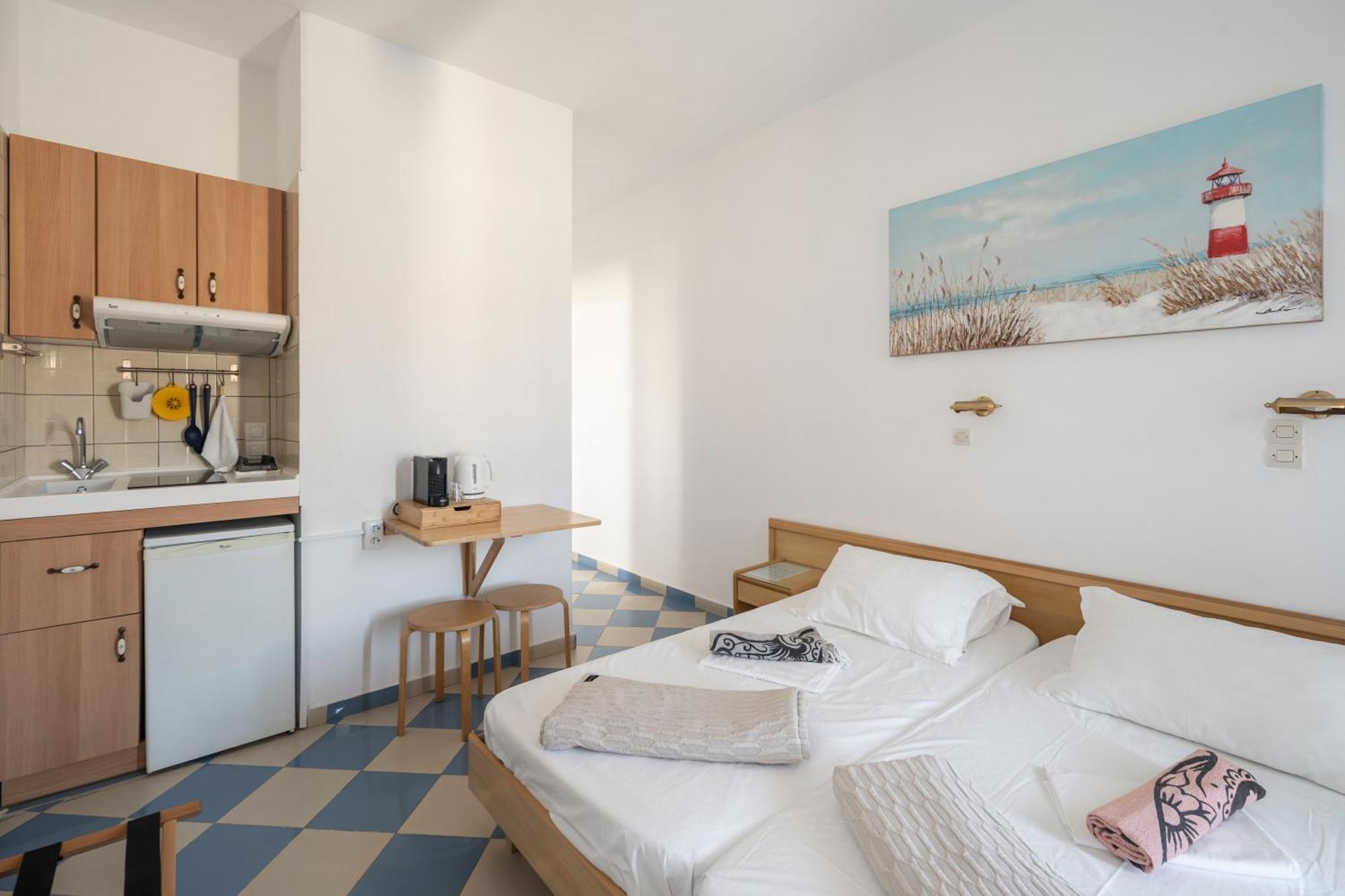 Bofor Studios & Rooms Livadakia Cameră foto